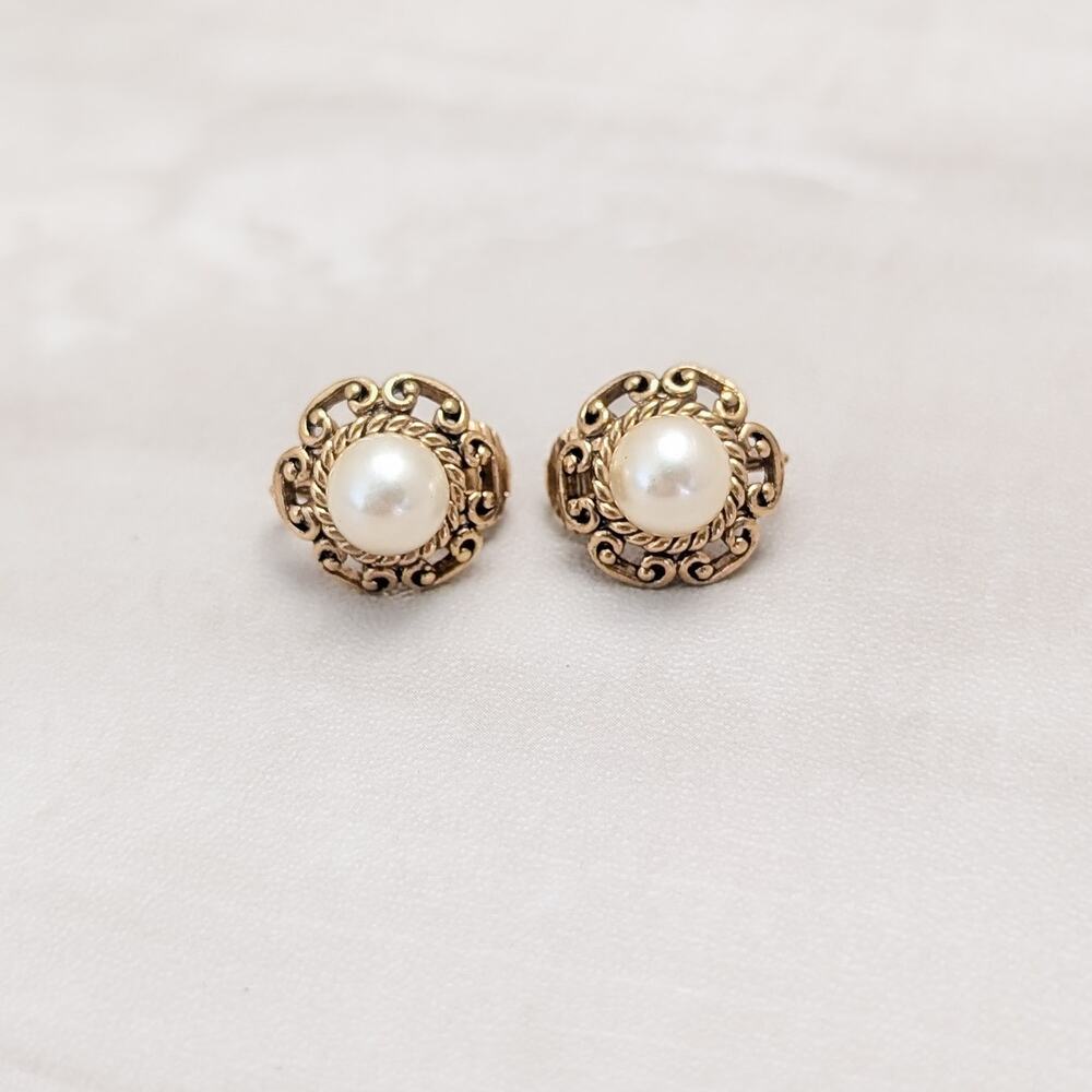 Vintage Clip On Earrings Faux Pearl with Gold Tone Braided Scroll Halo Elegant
